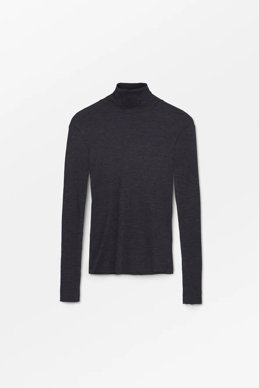 Skall | Esme t-neck - Dark Grey