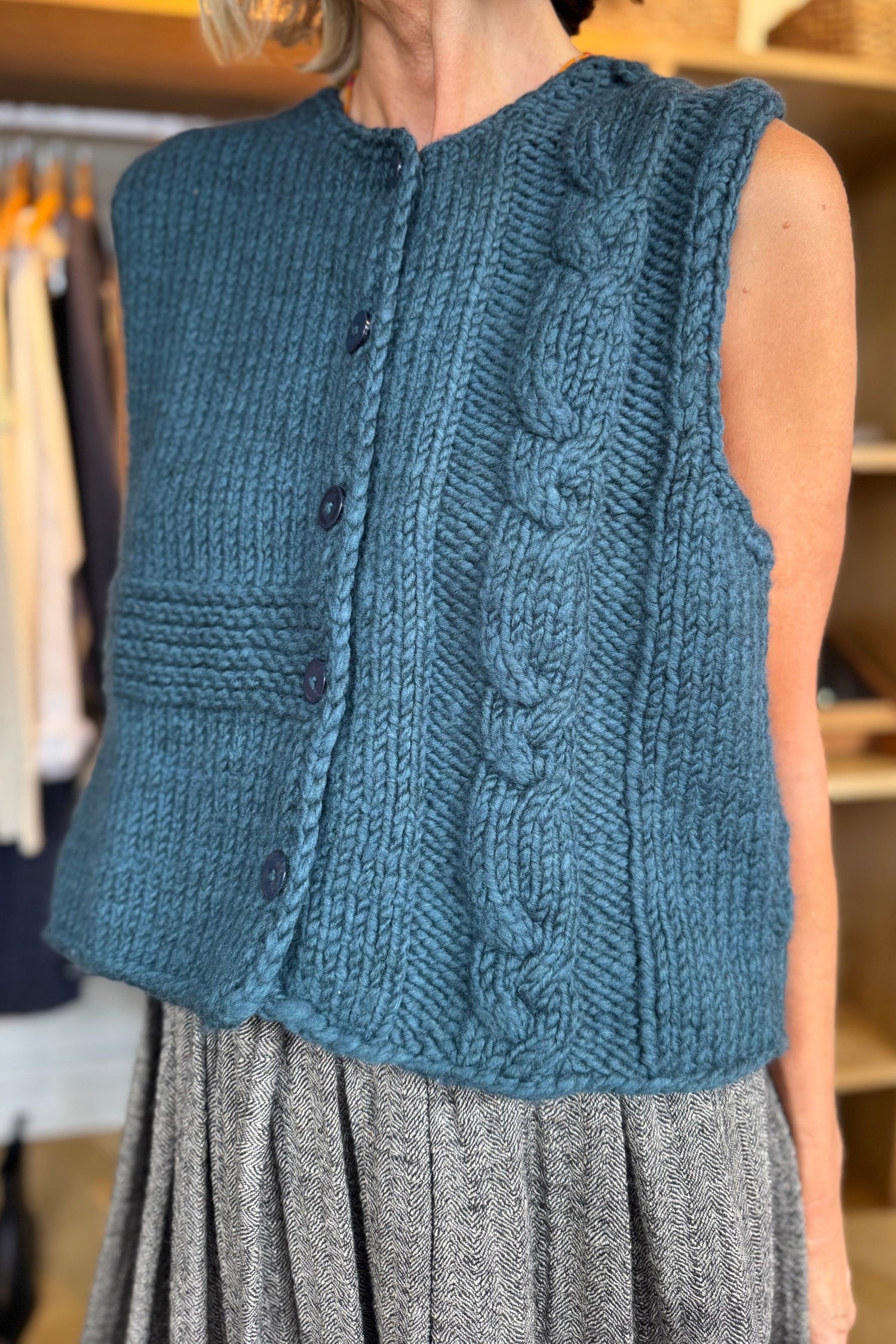 Runaway Bicycle | Bobby Merino Vest - Teal