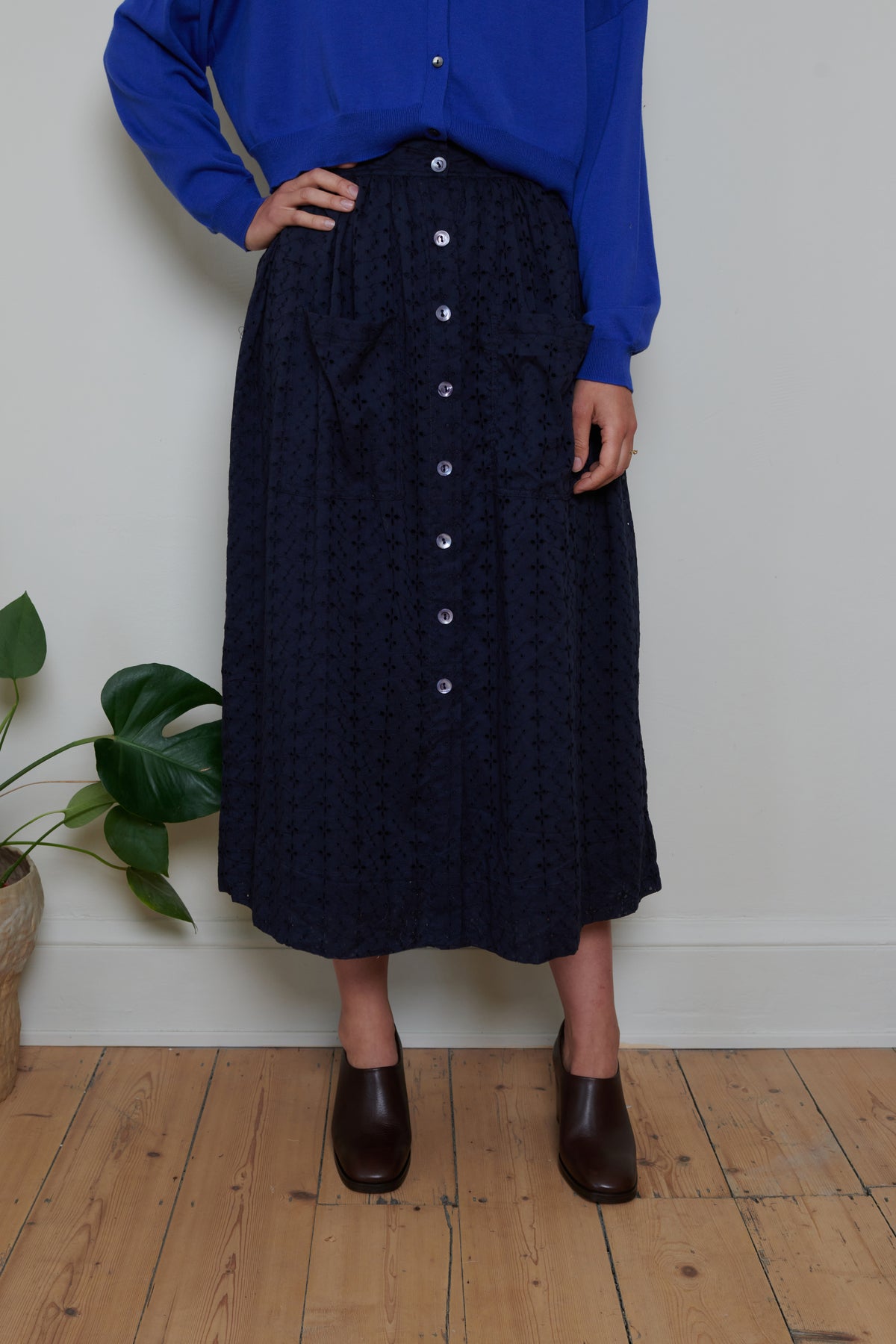 Tidy Street Collection | Broderie Skirt - Navy