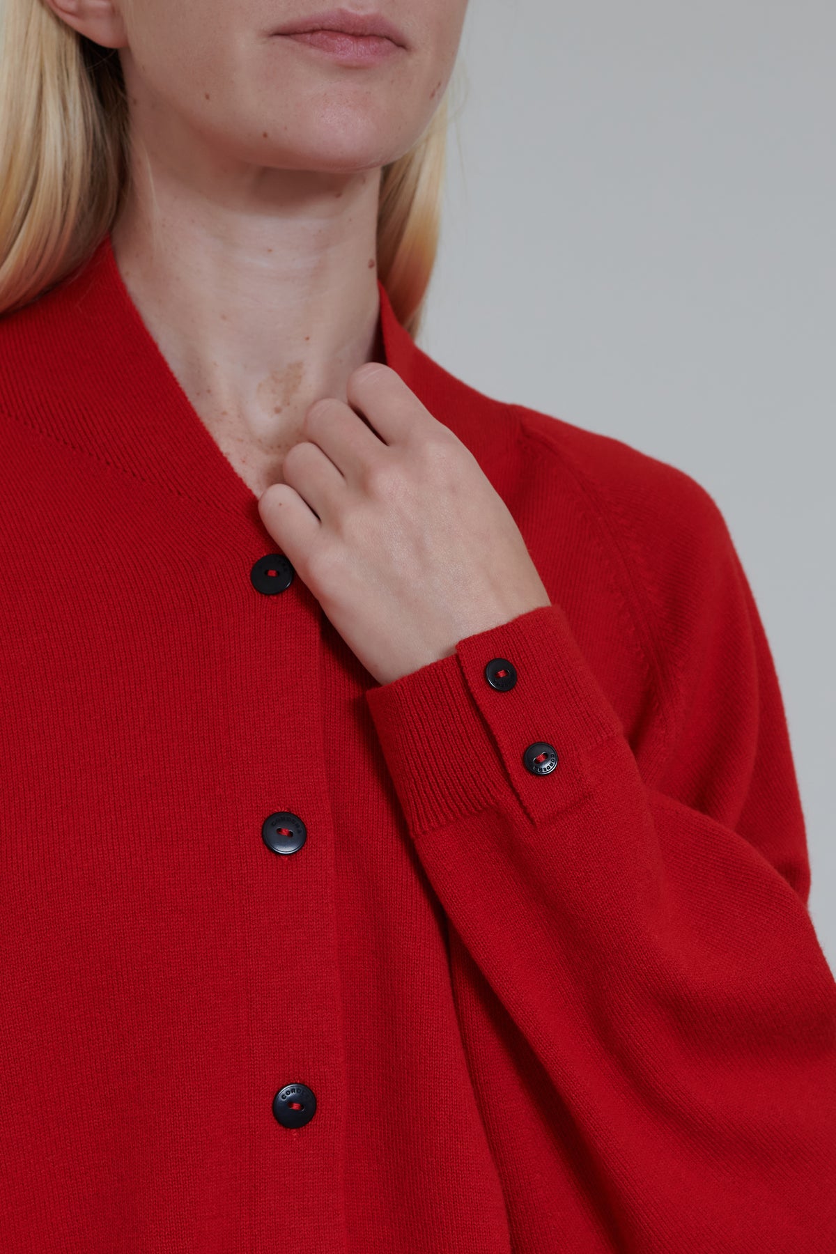 Cordera | Merino Wool Cardigan - Red
